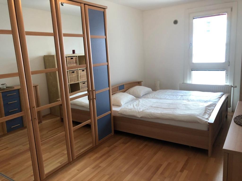 Bright Apartment With A Free Parking Garage @ Wienerberg 외부 사진