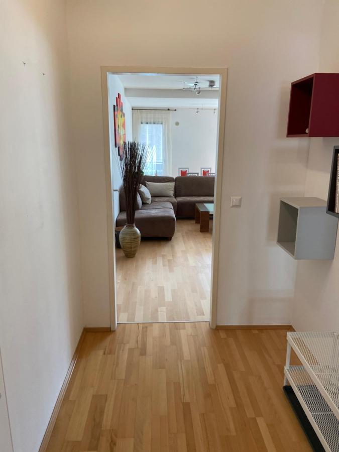 Bright Apartment With A Free Parking Garage @ Wienerberg 외부 사진