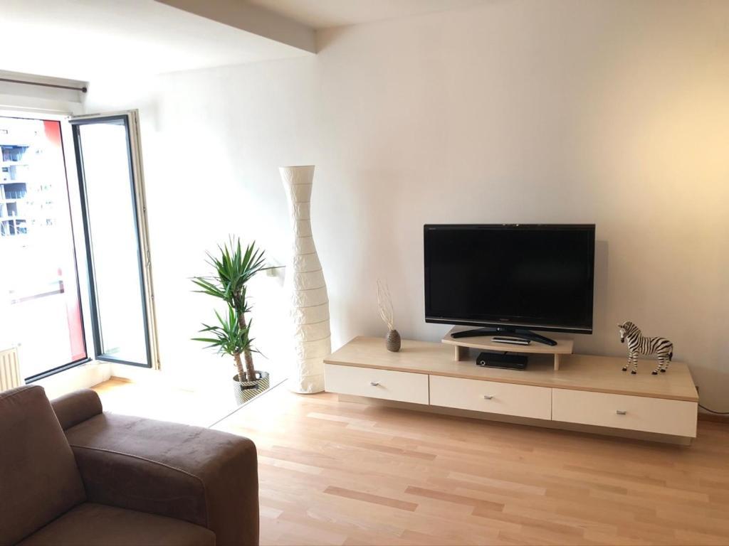 Bright Apartment With A Free Parking Garage @ Wienerberg 외부 사진